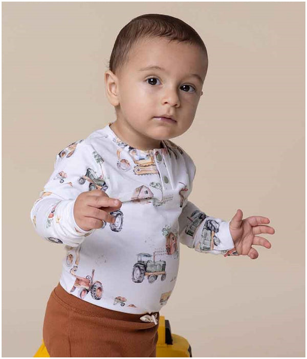 Boy's Organic-cotton Diggers & Tractors Bodysuit (long-sleeved)