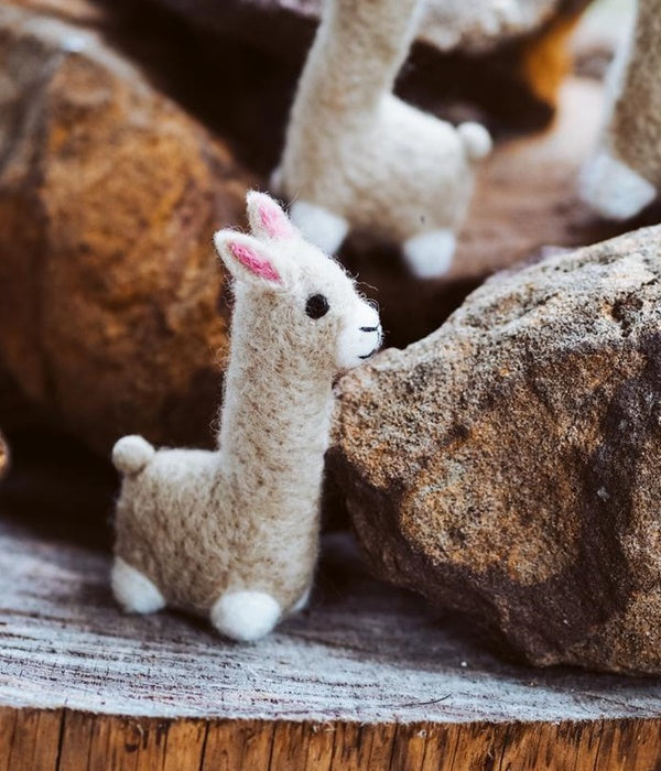 100% NZ Wool Felted Llama Family